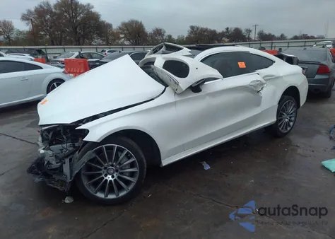 2017 Mercedes-Benz C 300 из США, поврежденный, VIN WDDWJ4JB8HF367273